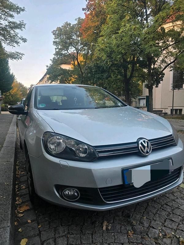 Silber Gebraucht 2011 VW Golf VI Style Limousine | 4.200 € (Guter Preis) - Bild 1/4