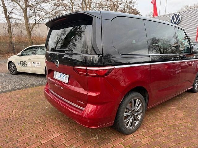 Gebraucht VW Multivan Life 150 PS (110 kW) 2023 Schwarz Van