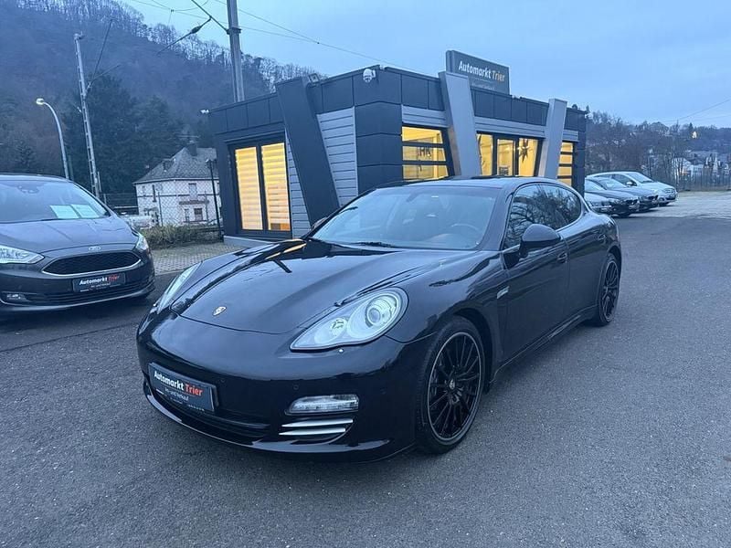 Schwarz Gebraucht 2010 Porsche Panamera Limousine | 28.699 € (Teuer) - Bild 1/4