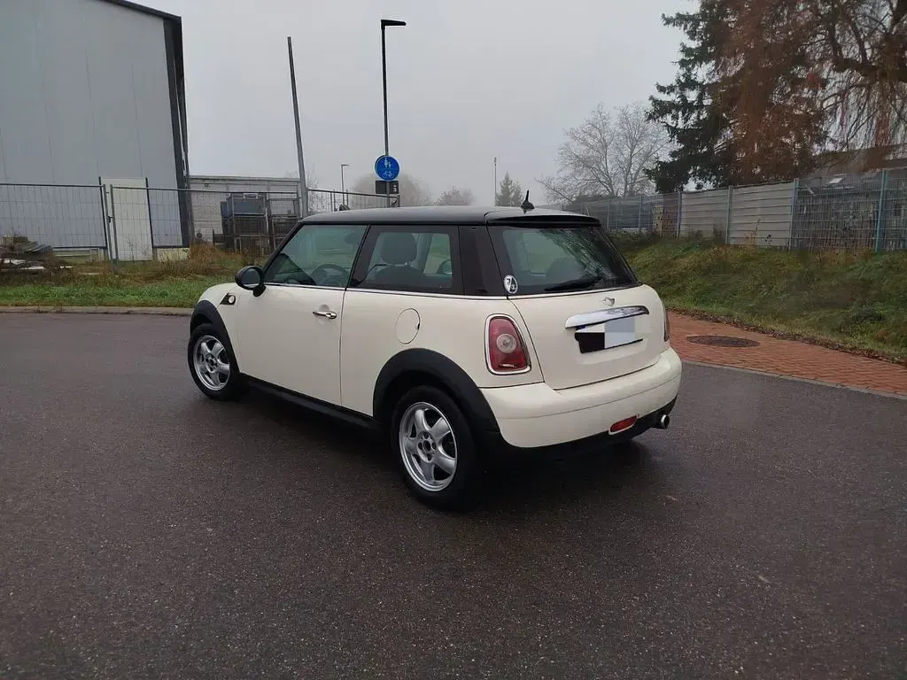 Gebraucht Mini ONE 95 PS (69 kW) 2007 Beige Kleinwagen