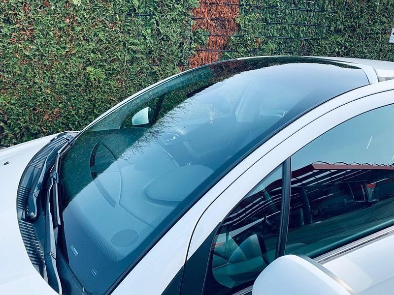 Gebraucht Citroën C3 Exclusive 120 PS (88 kW) 2012 Weiß Limousine