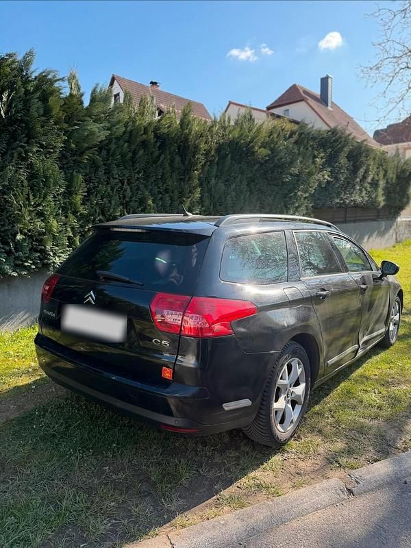 Gebraucht Citroën C5 Tendance 140 PS (102 kW) 2010 Schwarz Kombi