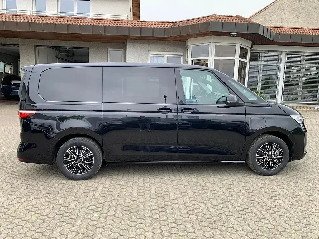 Nowe VW T7 245 KM (180 kW) 2026 Czarny Van