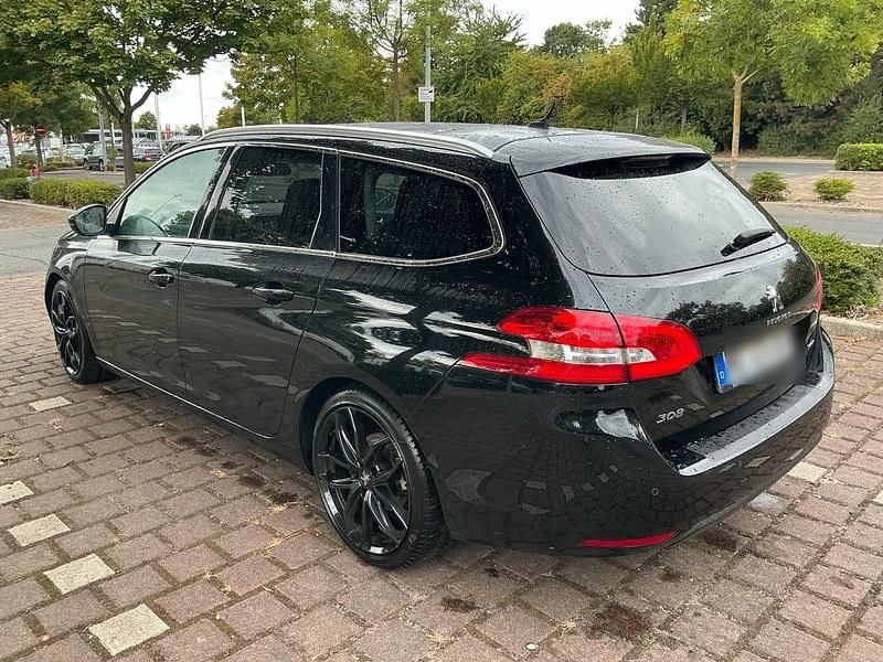 Gebraucht Peugeot 308 SW 120 PS (88 kW) 2014 Schwarz Kombi