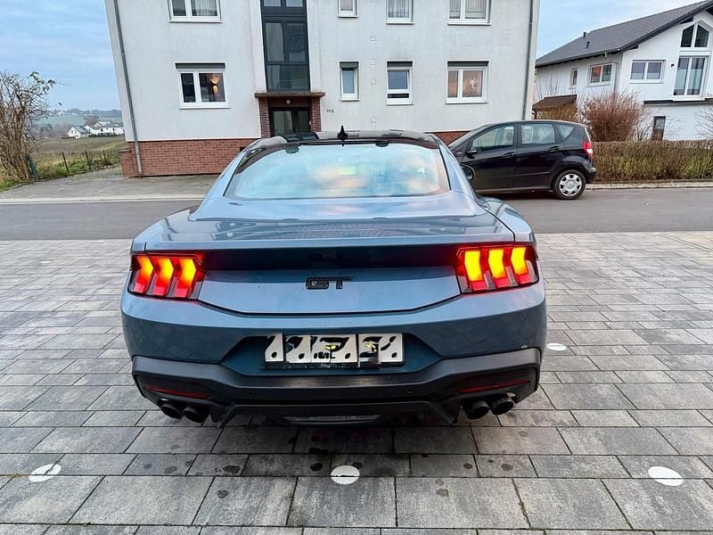 Gebraucht Ford Mustang GT 446 PS (328 kW) 2025 Grau Coupé