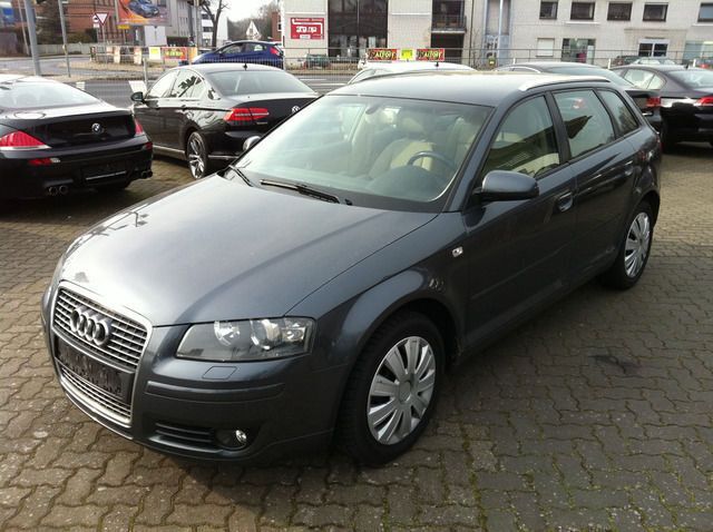 Gebraucht Audi A3 Sportback Ambiente 116 PS (85 kW) 2005 Grau Kleinwagen