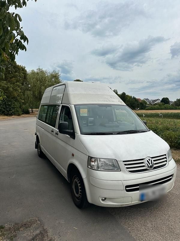 Weiß Gebraucht 2008 VW T5 Van | 7.400 € (Etwas zu teuer) - Bild 1/4