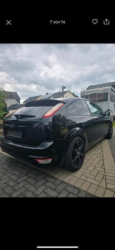Schwarz Gebraucht 2008 Ford Focus Kleinwagen | 1.750 € (Fairer Preis) - Bild 1/4