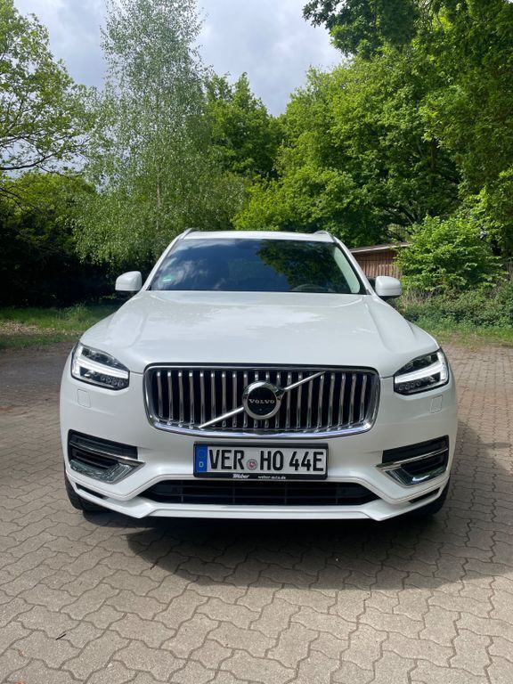 Weiß Gebraucht 2020 Volvo XC90 R-Design SUV | 36.990 € (Guter Preis) - Bild 1/4