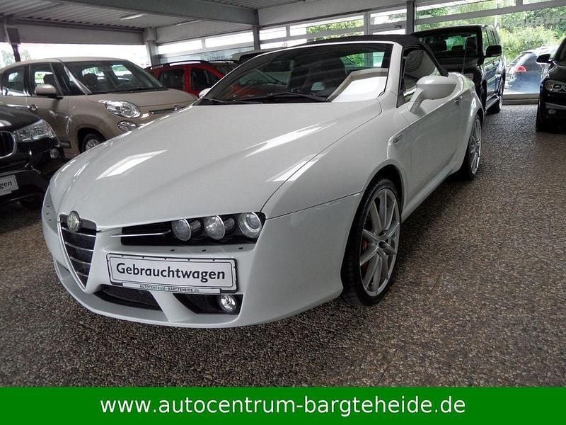 Weiß Gebraucht 2010 Alfa Romeo Spider Exclusive Cabrio | 8.990 € (Superpreis) - Bild 1/4