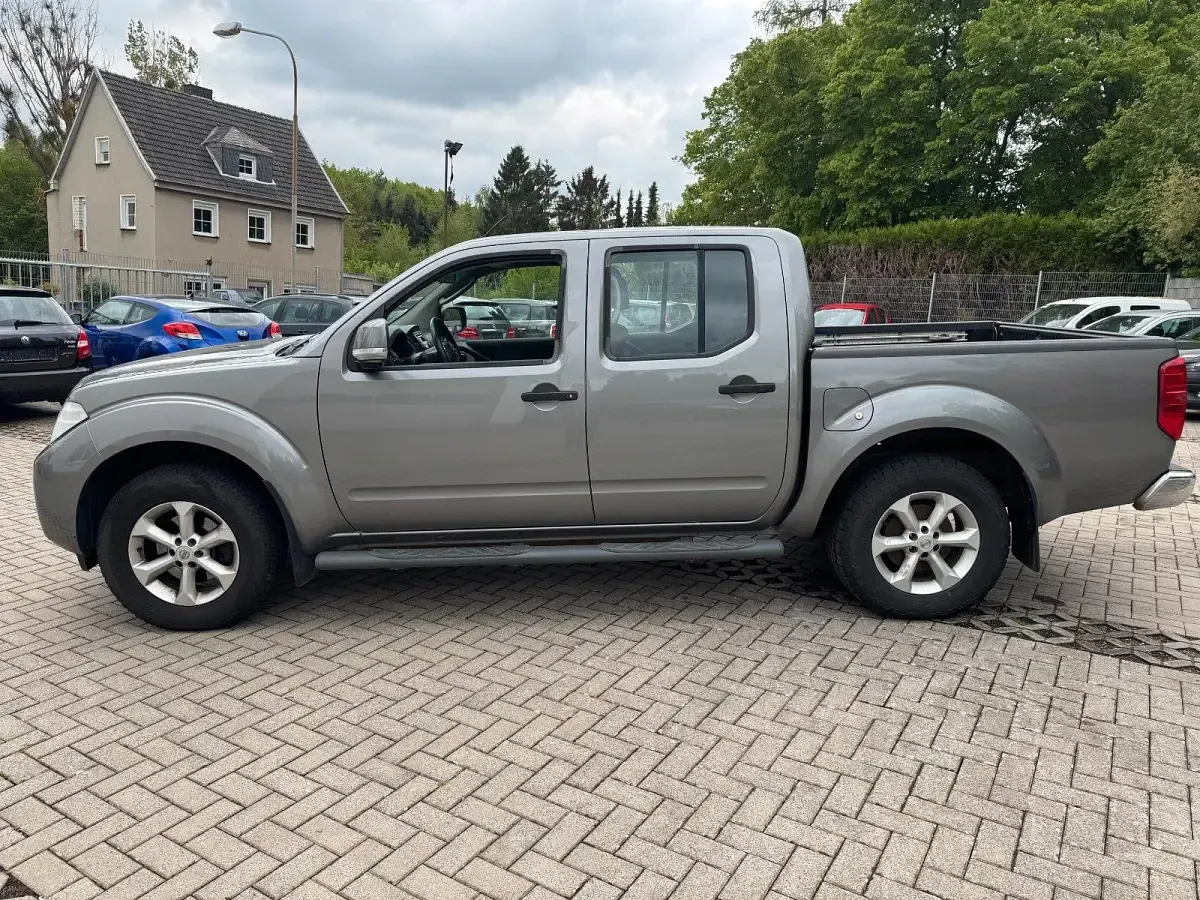 Gebraucht Nissan Navara 190 PS (139 kW) 2015 Grau Pickup