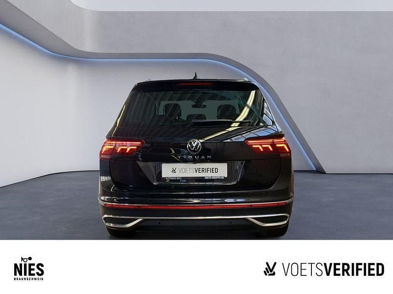 Gebraucht VW Tiguan Elegance 150 PS (110 kW) 2022 Schwarz SUV