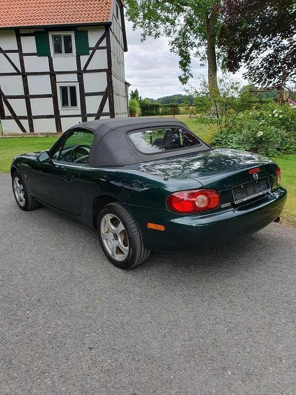 Usata Mazda MX5 110 CV (80 kW) 2002 Verde Cabrio