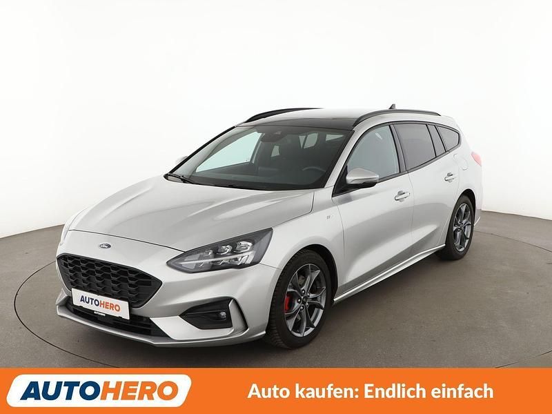 Grau Gebraucht 2020 Ford Focus ST-Line X Kombi | 18.490 € (Fairer Preis) - Bild 1/3