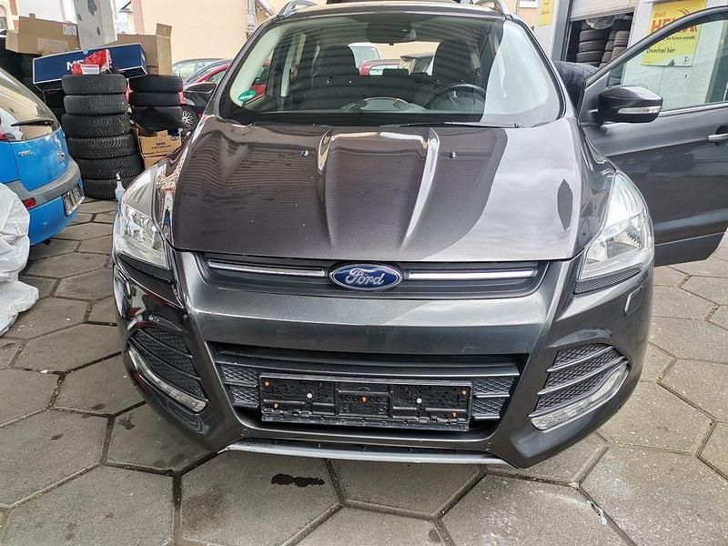 Gebraucht Ford Kuga SYNC Edition 150 PS (110 kW) 2016 Grau SUV
