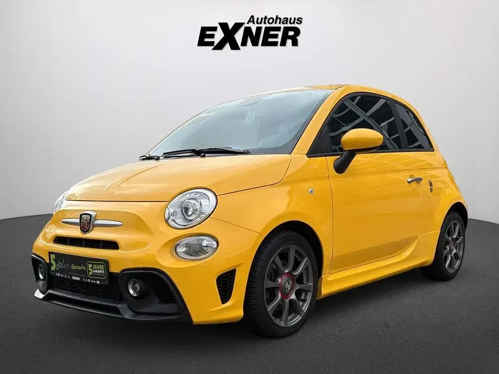 Gebraucht Abarth 595 145 PS (106 kW) 2022 Modena gelb Kleinwagen