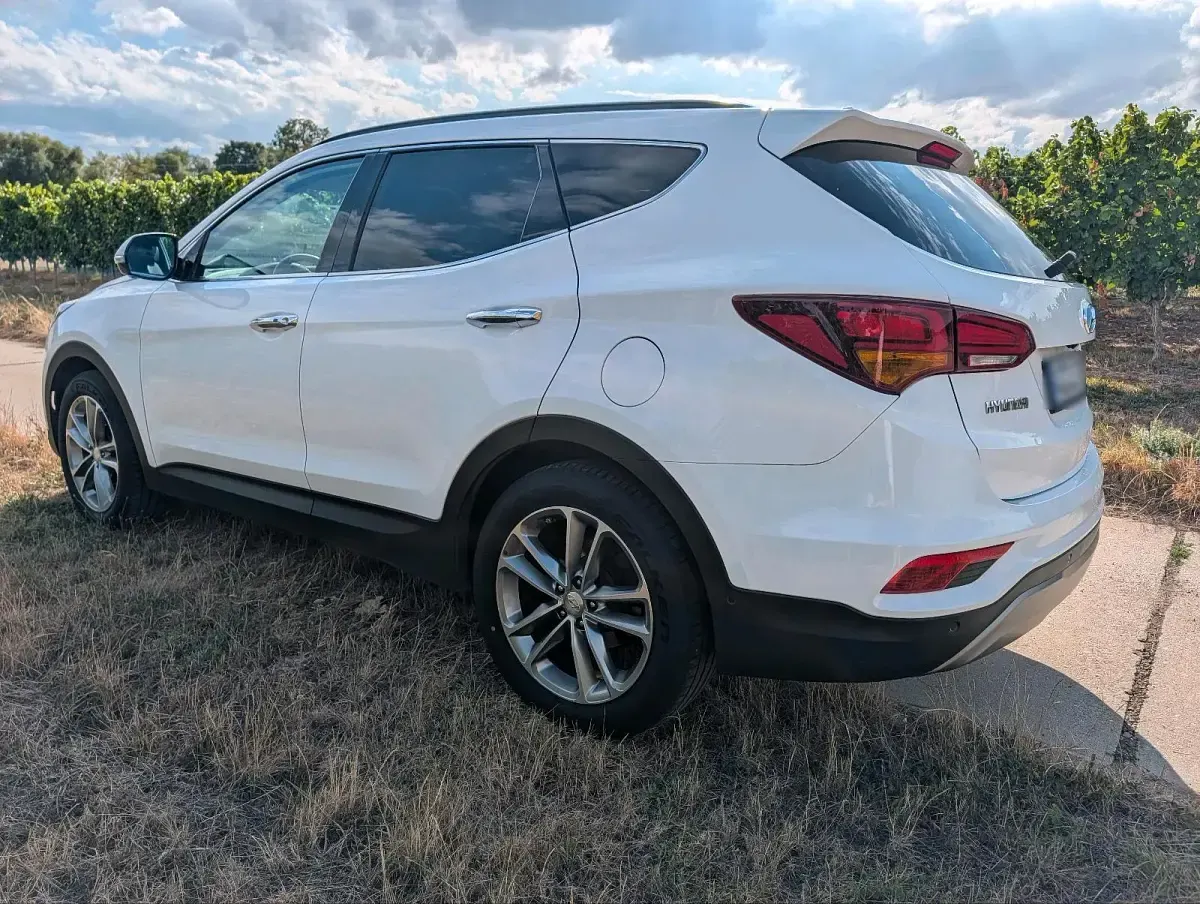 Gebraucht Hyundai Santa Fe Premium 200 PS (147 kW) 2017 Weiß SUV