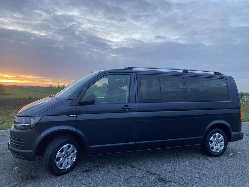 Blau Gebraucht 2018 VW Transporter Van | 23.700 € - Bild 1/4