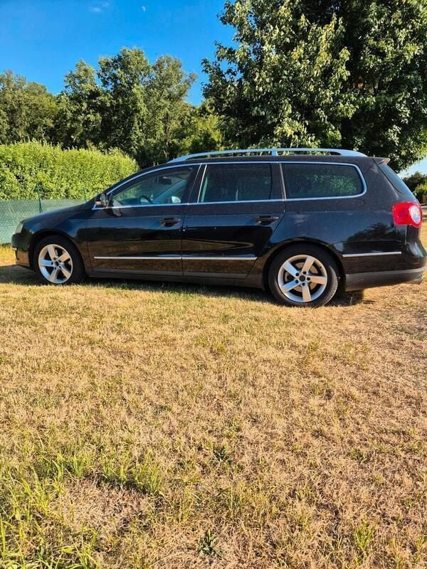 Schwarz Gebraucht 2006 VW Passat Kombi | 3.700 € (Teuer) - Bild 1/4