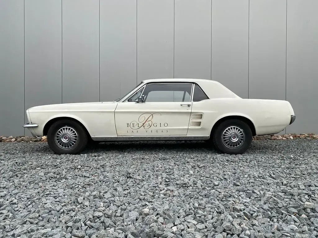 Gebraucht Ford Mustang 122 PS (89 kW) 1967 Weiß Coupé