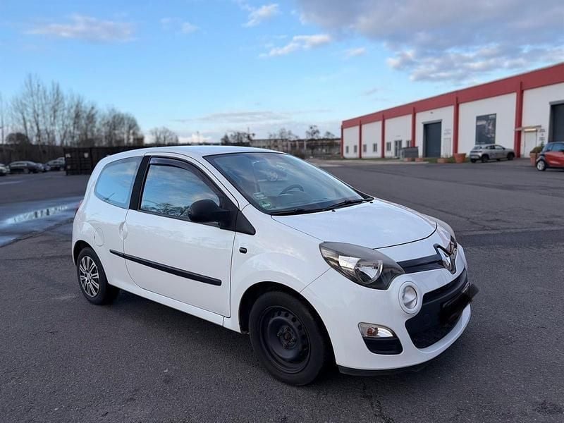Second-hand Renault Twingo Expression 75 CP (55 kW) 2014 Alb Hatchback