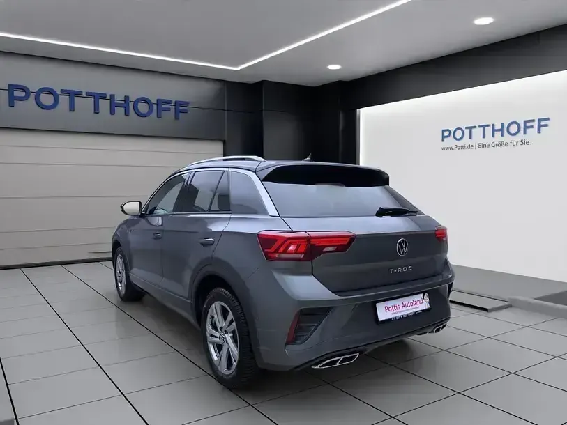 Gebraucht VW T-Roc R-line 110 PS (80 kW) 2023 Indiumgrau metallic SUV