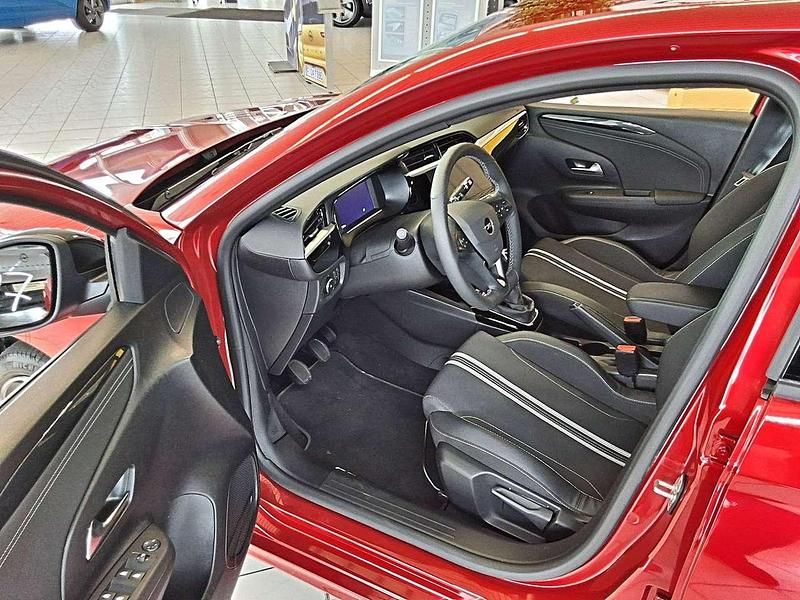 Gebraucht Opel Corsa 101 PS (74 kW) 2024 Chilirot Kleinwagen