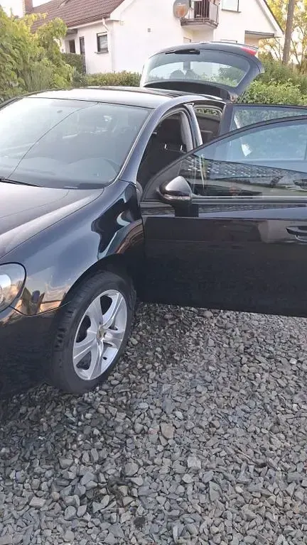 Gebraucht VW Golf VI 86 PS (63 kW) 2011 Schwarz Limousine