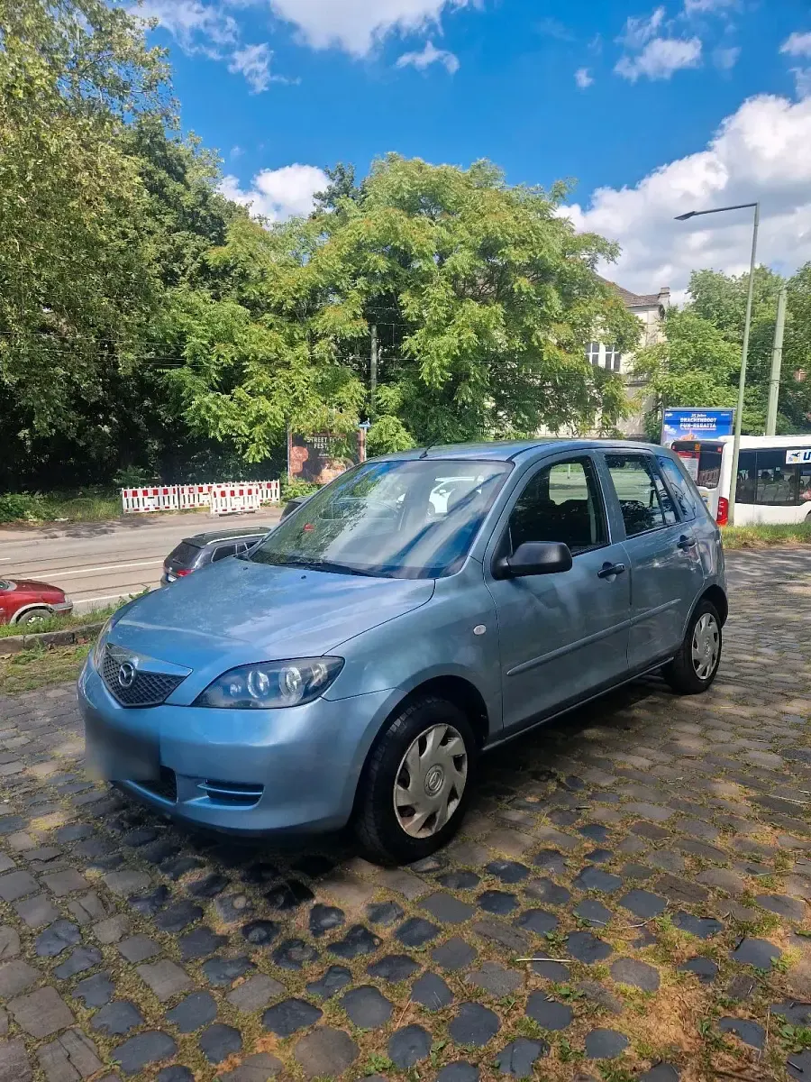 Gebraucht Mazda 2 80 PS (58 kW) 2007 Blau Kleinwagen