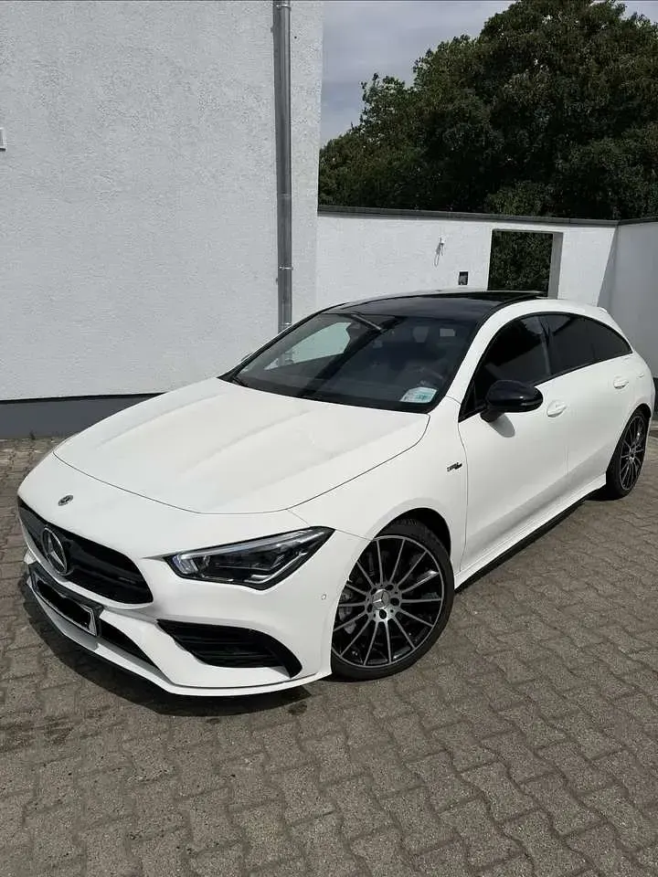 Gebraucht Mercedes CLA35 AMG AMG 306 PS (225 kW) 2021 Coupé