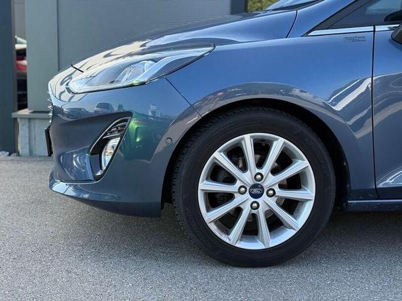 Gebraucht Ford Fiesta Titanium 101 PS (74 kW) 2019 Blau Kleinwagen