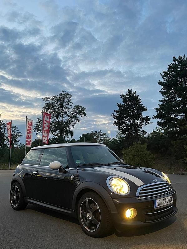Schwarz Gebraucht 2012 Mini Cooper Kleinwagen | 5.799 € - Bild 1/4