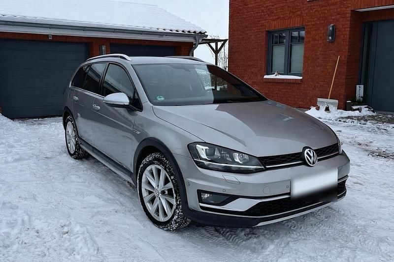 Silber Gebraucht 2015 VW Golf Alltrack Kombi | 13.000 € (Fairer Preis) - Bild 1/4