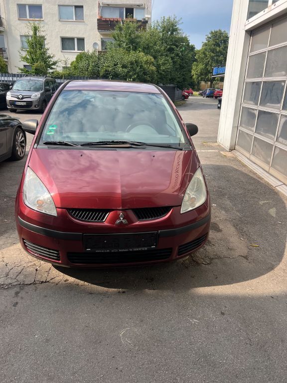 Rot Gebraucht 2006 Mitsubishi Colt Van / Kleinbus | 1.099 € (Guter Preis) - Bild 1/4