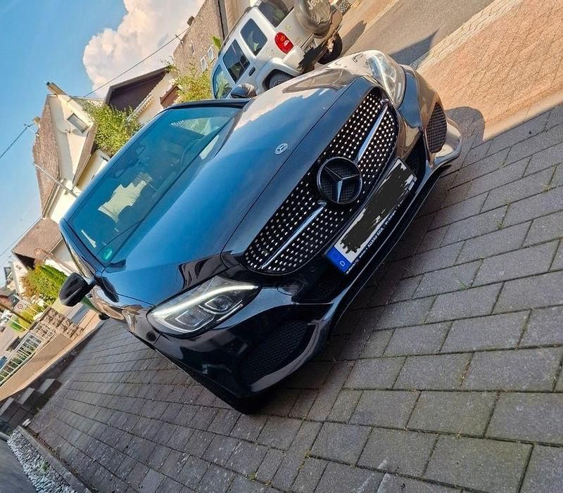 Schwarz Gebraucht 2017 Mercedes C250 Limousine | 15.000 € (Fairer Preis) - Bild 1/1