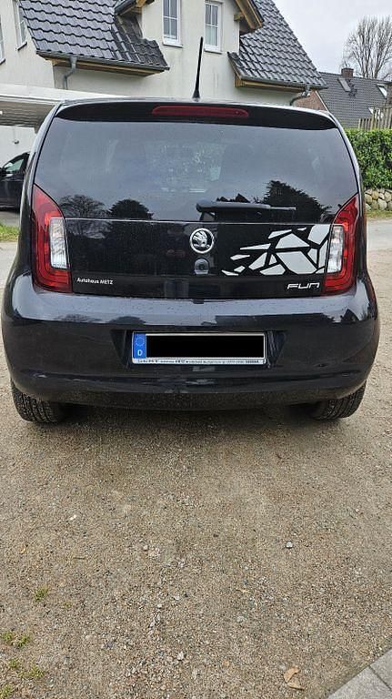 Gebraucht Skoda Citigo Fun 60 PS (44 kW) 2017 Schwarz Kleinwagen