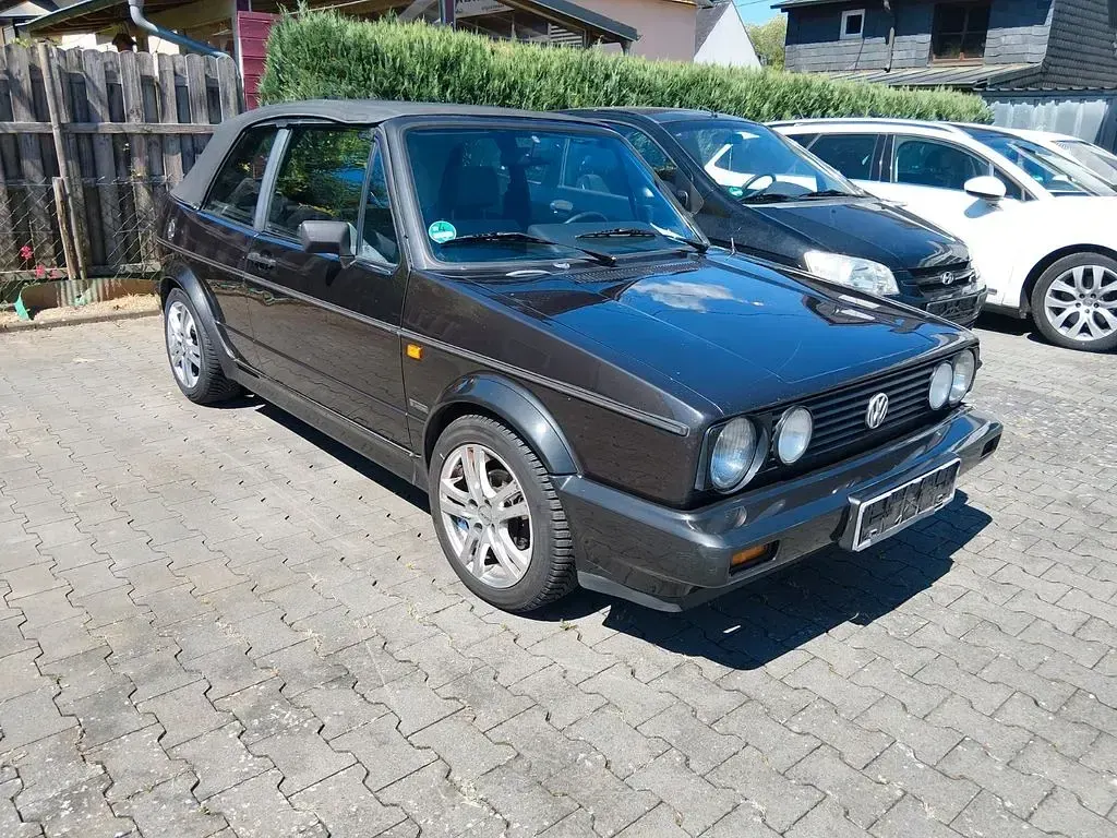 Gebraucht VW Golf Cabriolet 95 PS (69 kW) 1988 Schwarz Cabrio