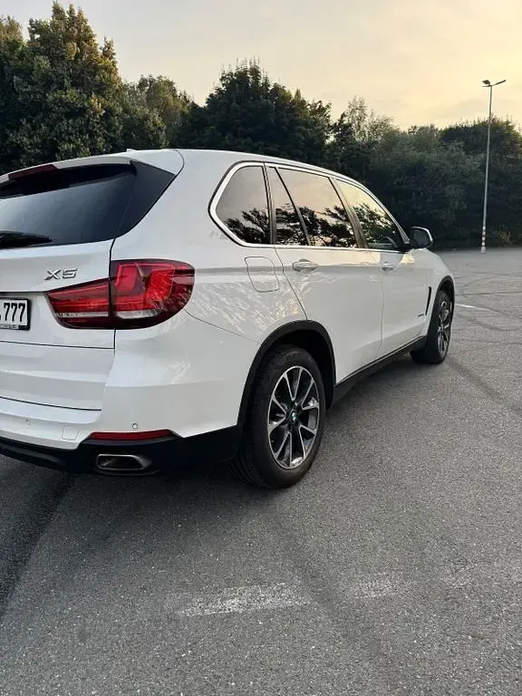 Gebraucht BMW X5 Sport Line 258 PS (189 kW) 2017 Weiß SUV
