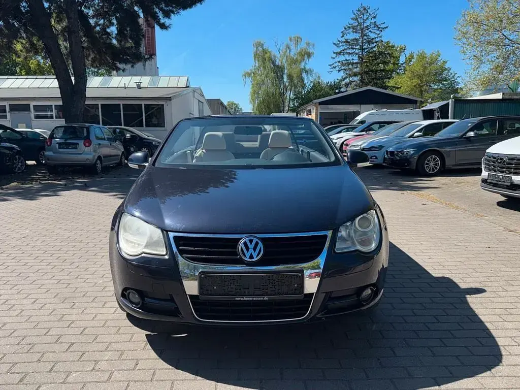Usata VW Eos 140 CV (102 kW) 2007 Blu Cabrio