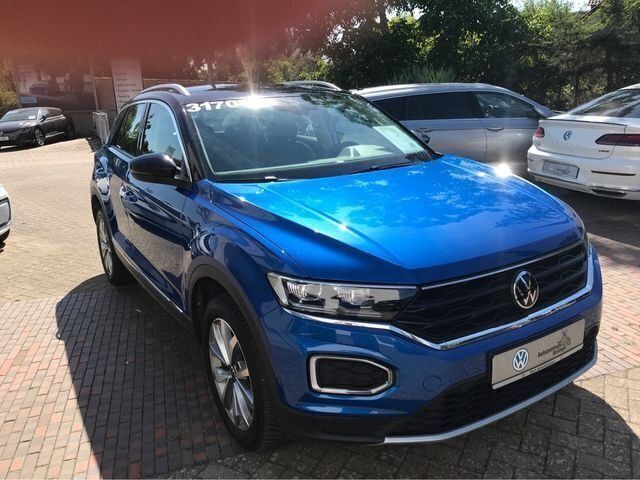 Gebraucht VW T-Roc Style 116 PS (85 kW) 2021 Ravennablau metallic (metallic) SUV