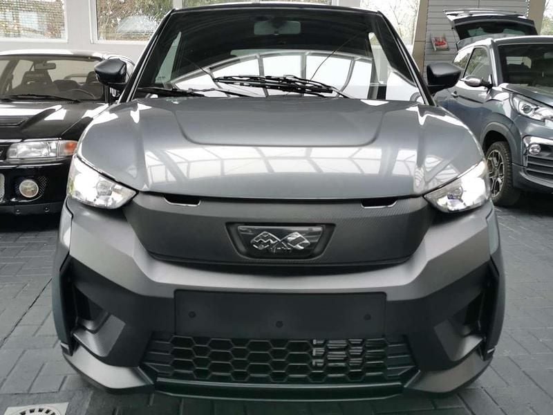 Neu Ligier JS50 2026 Samtgrün Kleinwagen