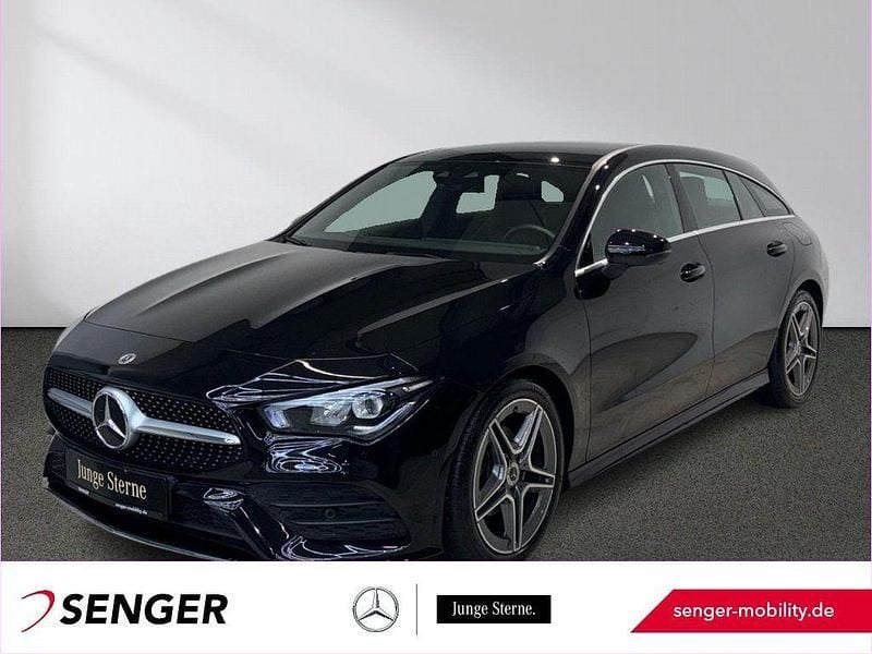 Nachtschwarz Gebraucht 2022 Mercedes CLA180 Shooting Brake AMG Kombi | 27.480 € (Fairer Preis) - Bild 1/4