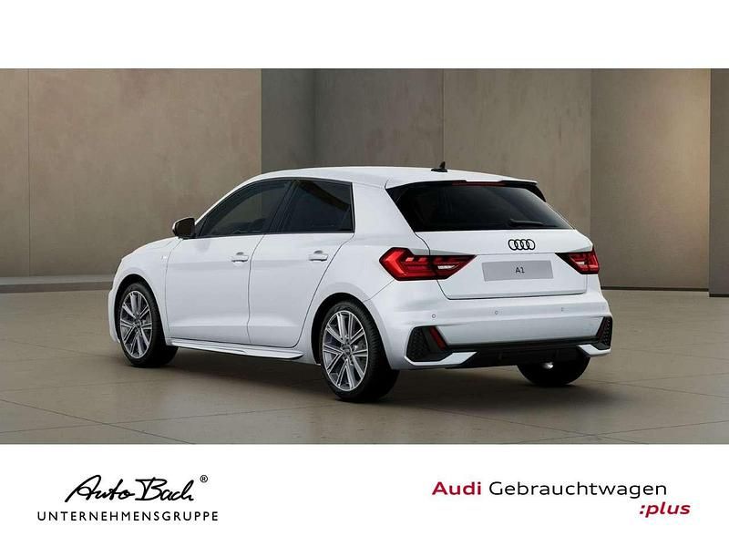 Gebraucht Audi A1 S-Line 116 PS (85 kW) 2025 Gletscherweiß metallic Kleinwagen