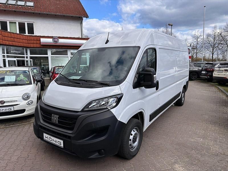 Weiß Gebraucht 2023 Fiat Ducato Van | 29.777 € (Guter Preis) - Bild 1/4