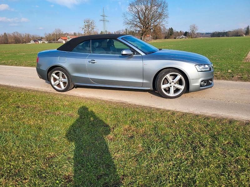 Gebraucht Audi A5 Cabriolet S-Line 211 PS (155 kW) 2011 Grau Cabrio