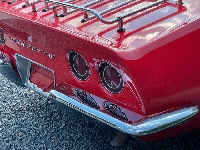 Second-hand Corvette C3 355 CP (261 kW) 1968 Roșu Cabrio