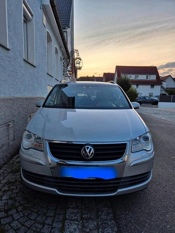 Gebraucht VW Touran 140 PS (102 kW) 2008 Grau Van / Kleinbus