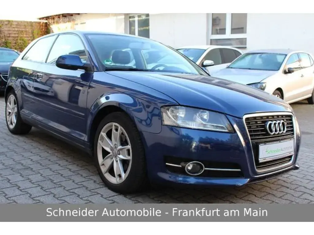 Gebraucht Audi A3 Ambition 105 PS (77 kW) 2011 Blau Kleinwagen