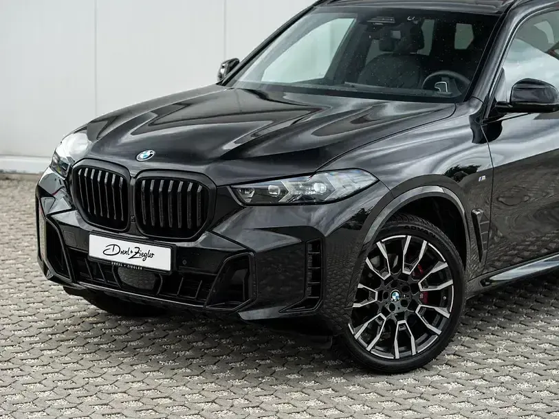 Gebraucht BMW X5 Comfort Edition 298 PS (219 kW) 2026 Saphirschwarzmetallic SUV