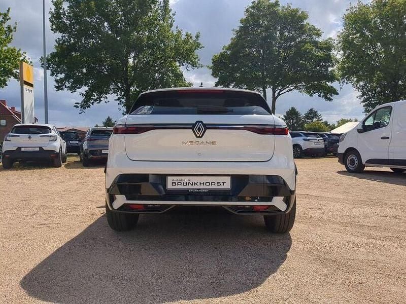 Gebraucht Renault Megane E-Tech Equilibre 96 kW (131 PS) 2022 Arktisweiß Limousine